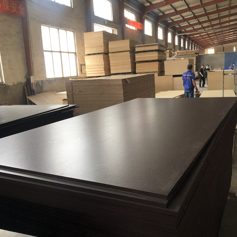 Anti-Slip Film Faced Plywood